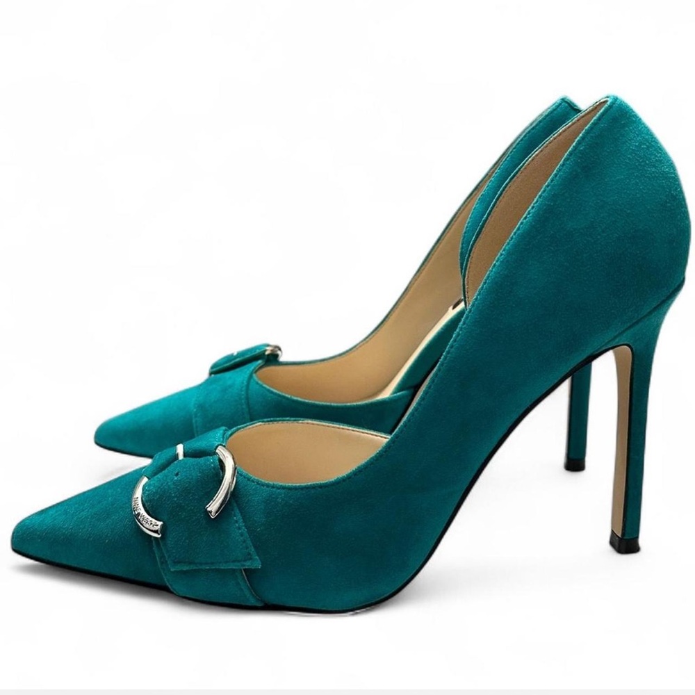 Retired Nine West Finite suede teal d’Orsay stiletto heels. Size 7